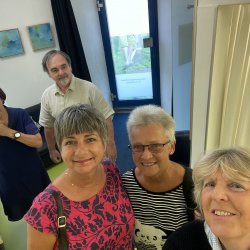 Beatrix Riedel, DI Andrea Dallinger u Karin Bauer  im Hintergrund Heribert und Josefine Rais